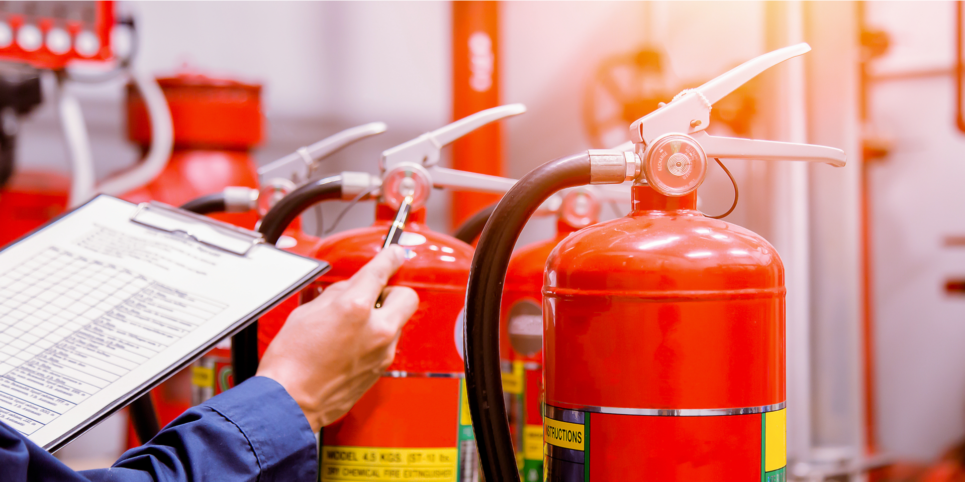 Brandschutzbeauftragte gewährleisten ooptimalen Brandschutz in eurem Unternehmen. © Shutterstock, A_stockphoto