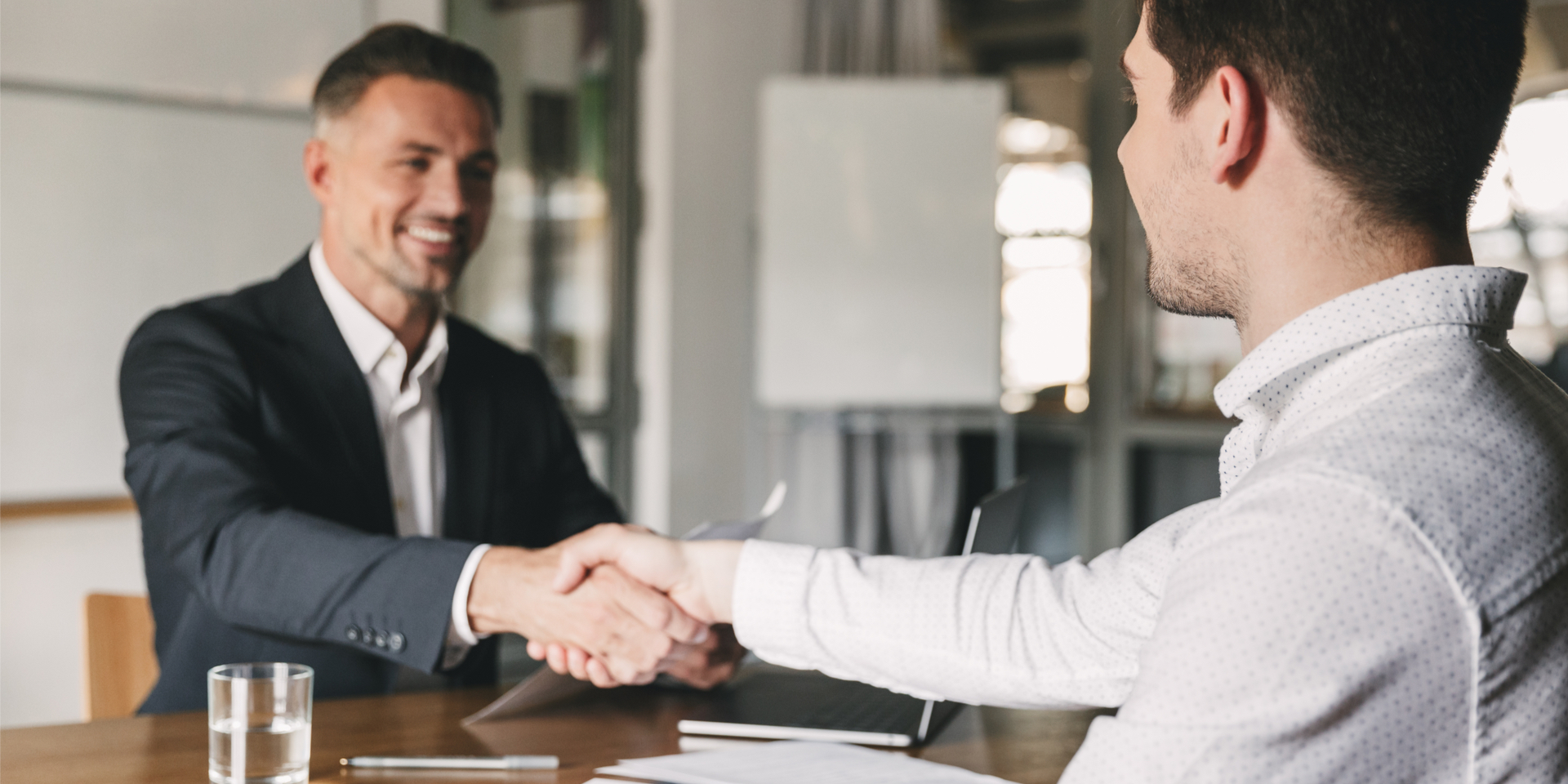 Kenn ihr die verschiedenen Arbeitsverhältnisse, die es in Deutschland alles gibt? © Shutterstock, Dean Drobot